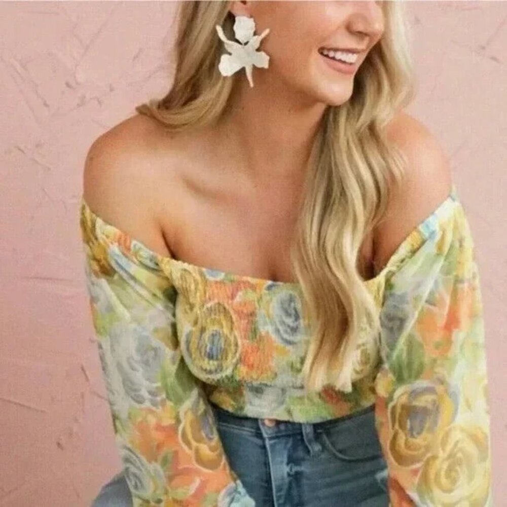 Anthropologie Rouen Floral Crop Top Blouse Small Long Sleeves Smocking Stretch